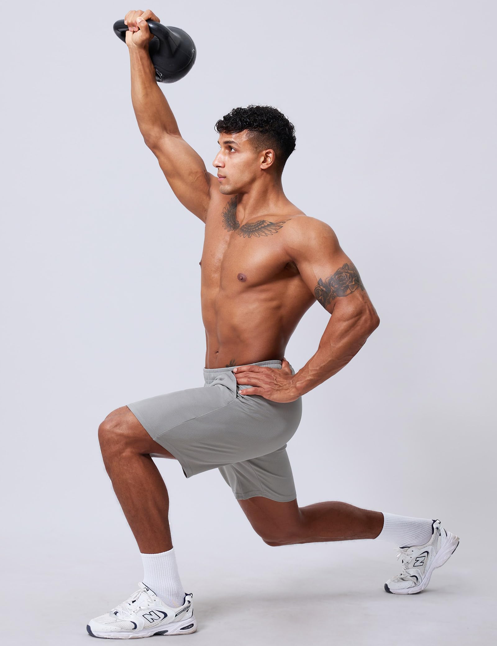 Qizue Men’s 9" Inseam Athletic Mesh Shorts